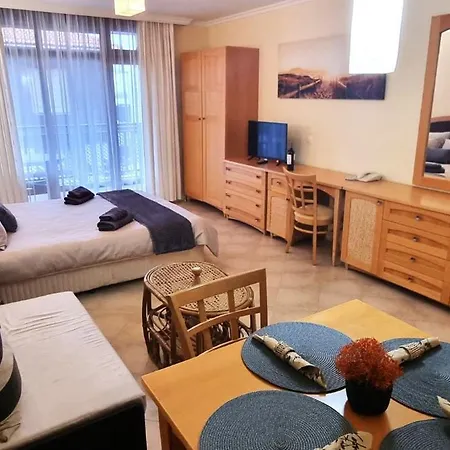 Santa Marina Village - Coral Star شقة سوزوبول